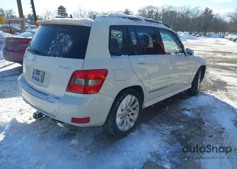 2010 Mercedes-Benz Glk 350 4Matic z USA, uszkodzony, nr VIN WDCGG8HB0AF349554